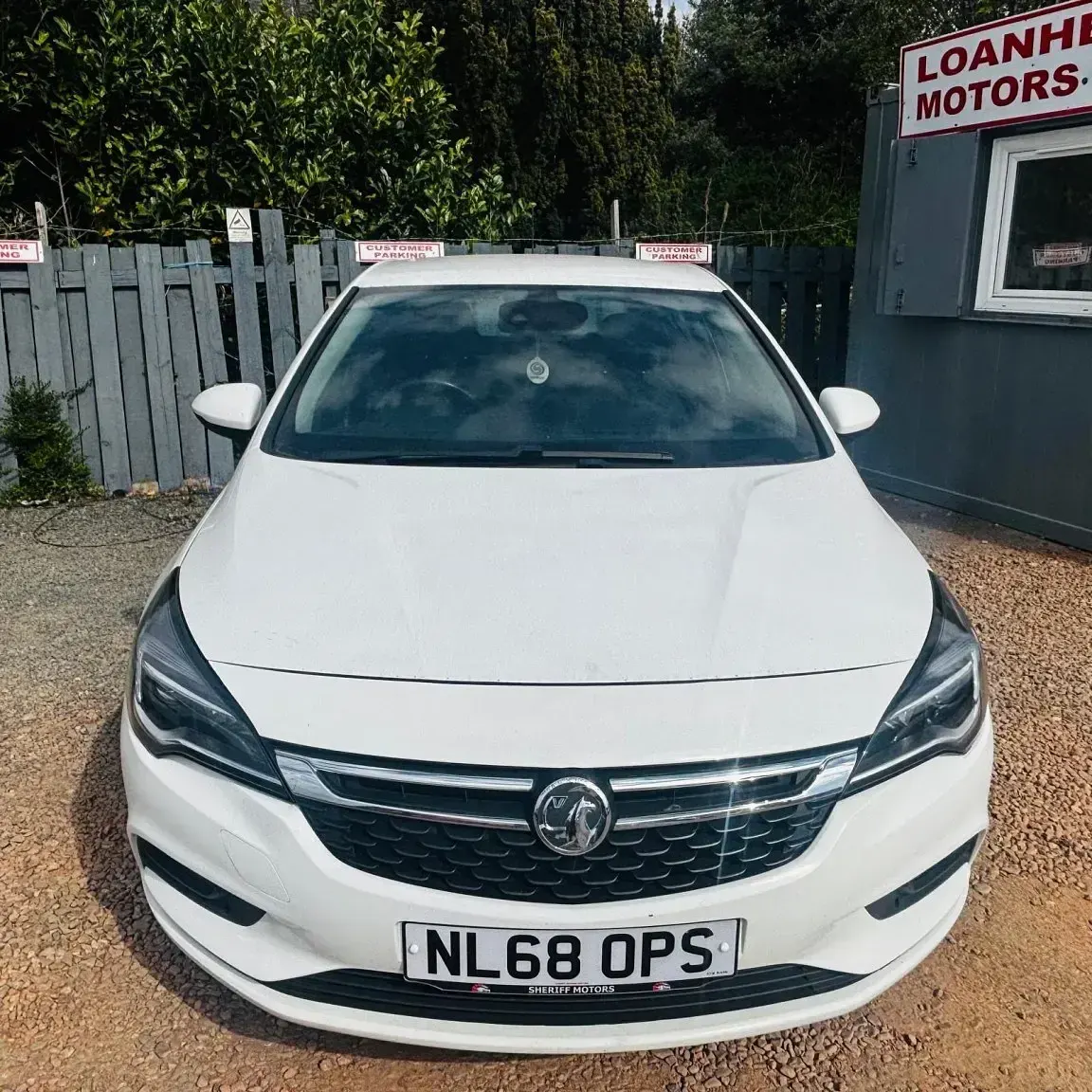 Używany Vauxhall Astra SRi 105 KM (77 kW) 2018 Biały Hatchback
