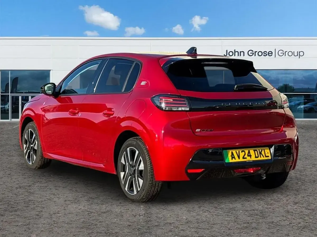 Used Peugeot e-208 Allure 100 kW (136 HP) 2024 Red Hatchback