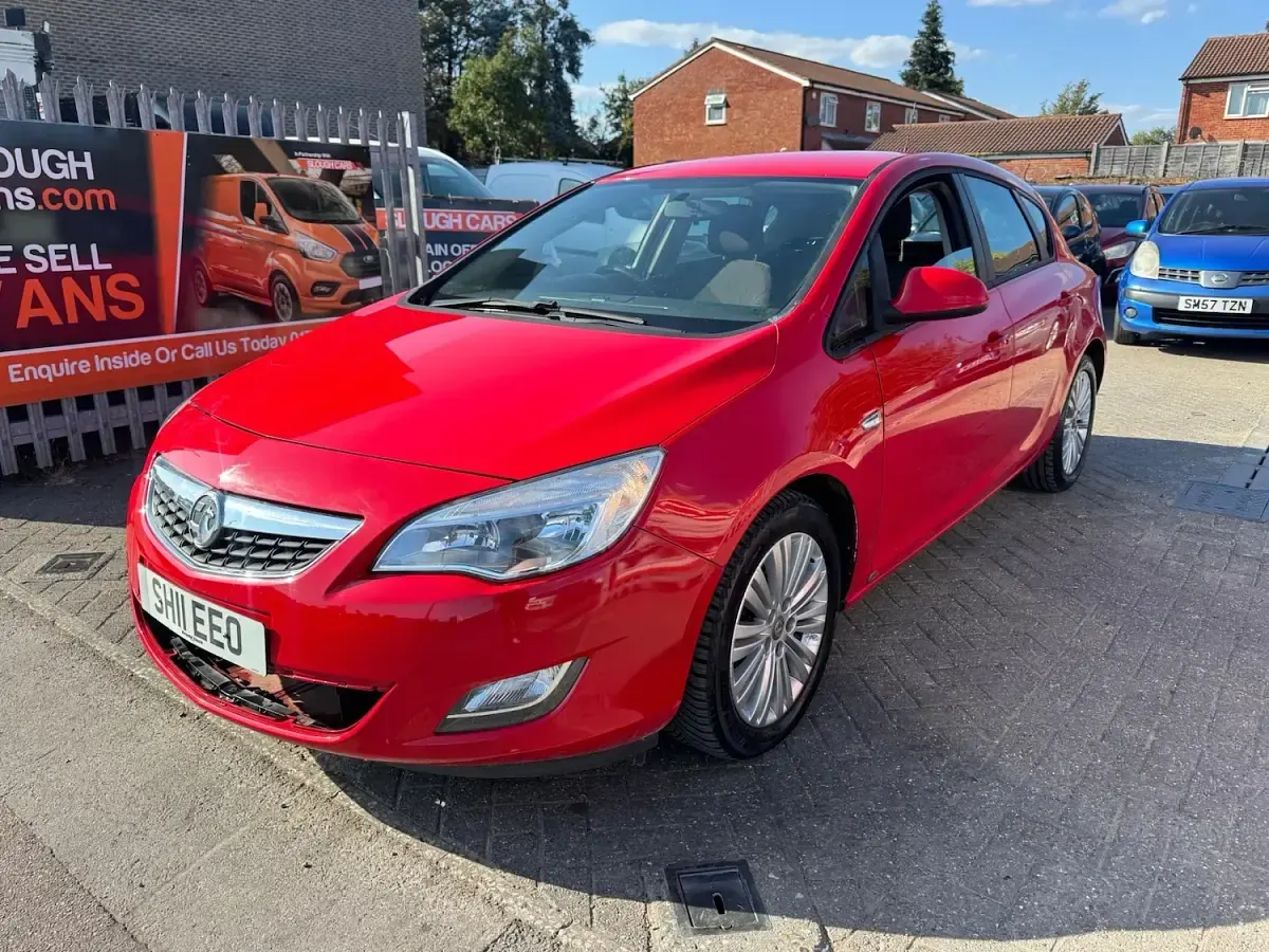 Used Vauxhall Astra Excite 2011 Red Hatchback