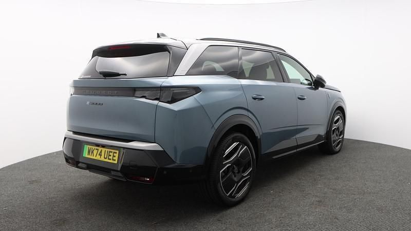 Used Peugeot 5008 GT 156 kW (213 HP) 2024 Blue MPV