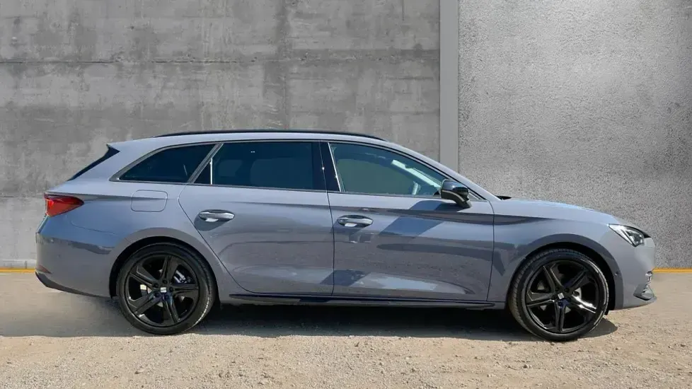 New Seat Leon Black Edition 115 HP (84 kW) 2026 Graphene grey Estate