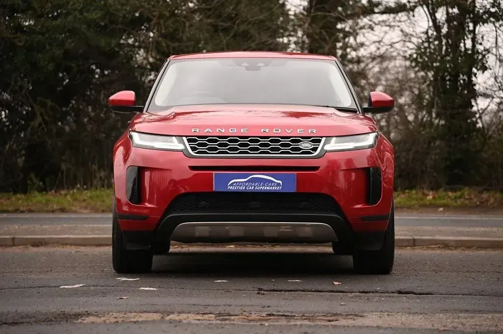 Begagnad Land Rover Range Rover evoque SE 180 HK (132 kW) 2019 Röd SUV