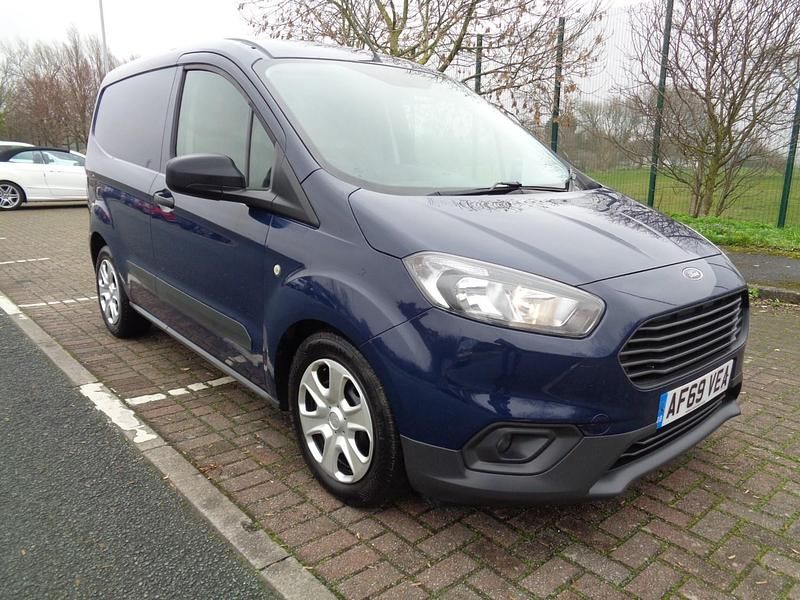 Used Ford Transit Trend 2019 Blue Van