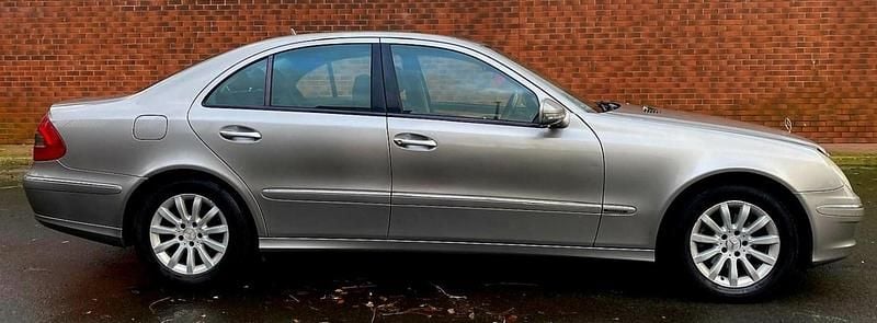 Used Mercedes E280 Elegance 190 HP (139 kW) 2007 Silver Sedan