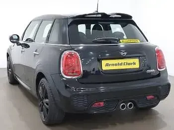 Used Mini Cooper S Sport 192 HP (141 kW) 2019 Black Hatchback