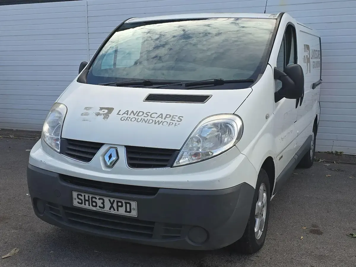 Used Renault Trafic 115 HP (84 kW) 2013 White MPV