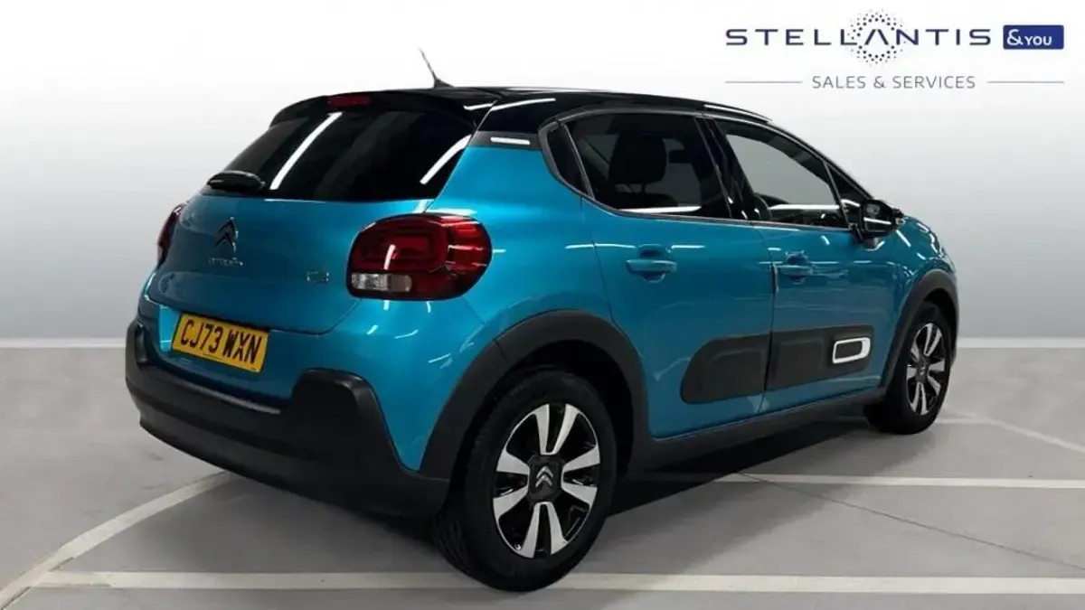 Usado Citroën C3 PureTech 82 CV (60 kW) 2023 Azul Utilitario