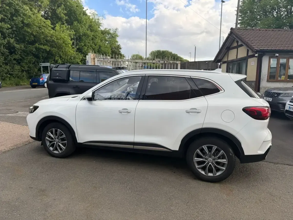 Usado MG HS SE 2023 Branco SUV