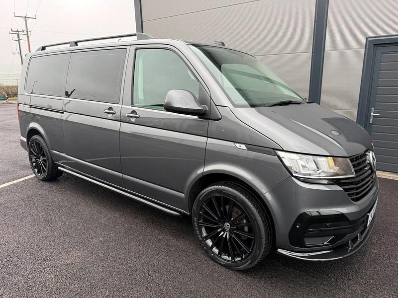 Used VW Shuttle SE 150 HP (110 kW) 2020 Grey MPV