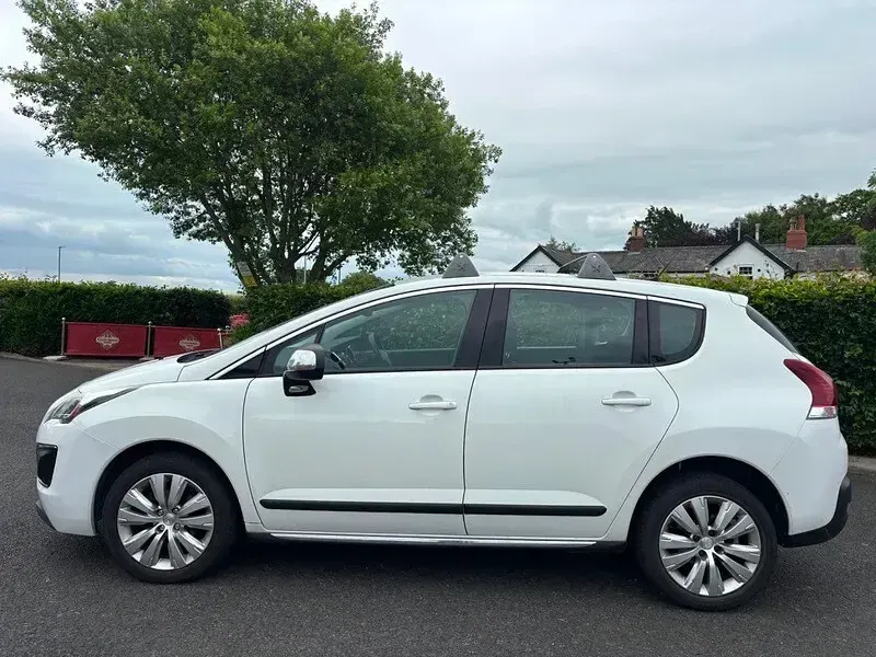 Used Peugeot 3008 Active 2014 White Estate