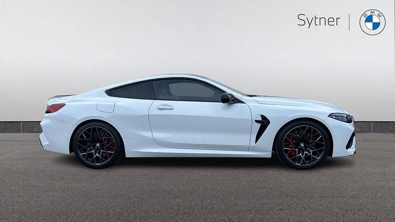 Used BMW M8 Competition Edition 616 HP (453 kW) 2022 White Coupe