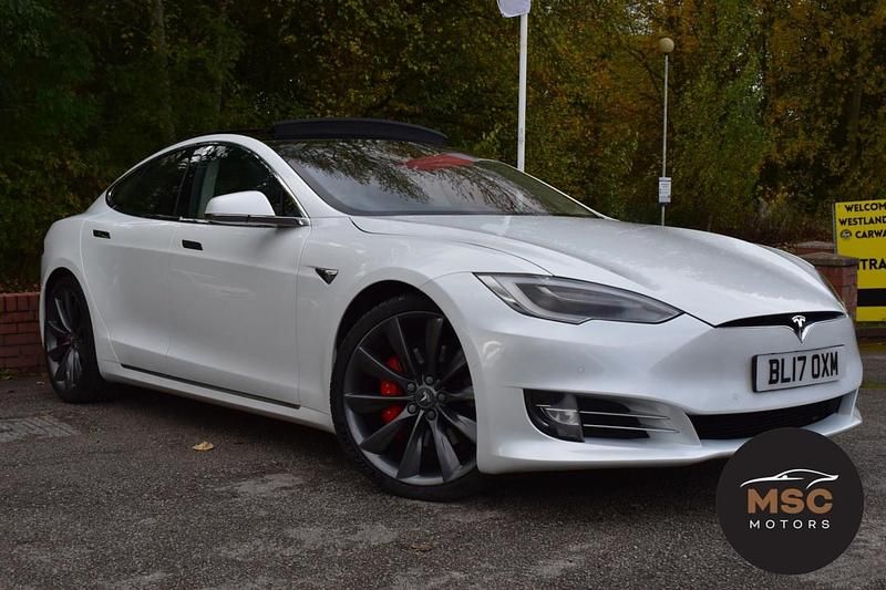 Used Tesla Model S Performance 443 kW (603 HP) 2017 White Hatchback