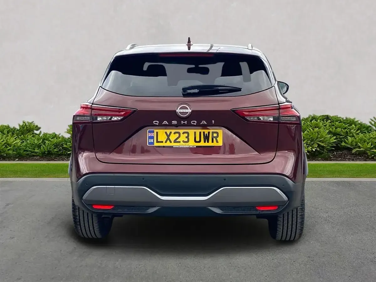 Used Nissan Qashqai Tekna 2023 Red SUV