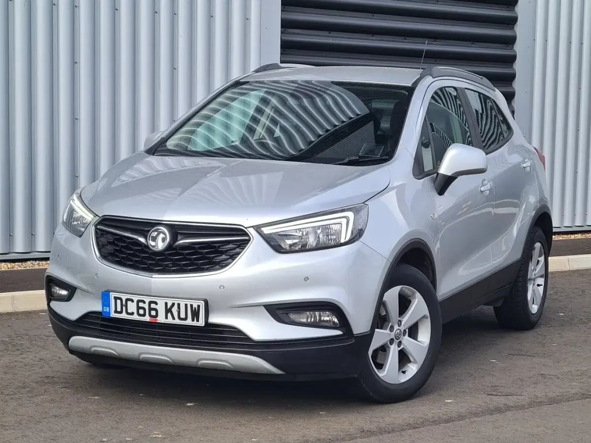 Used Vauxhall Mokka X Design Edition 136 HP (100 kW) 2016 Silver SUV