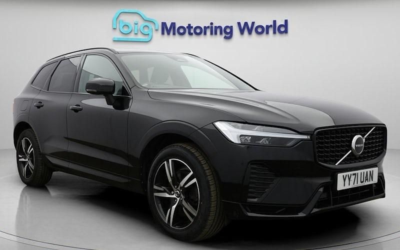 Used Volvo XC60 R-Design 250 HP (183 kW) 2021 Black SUV