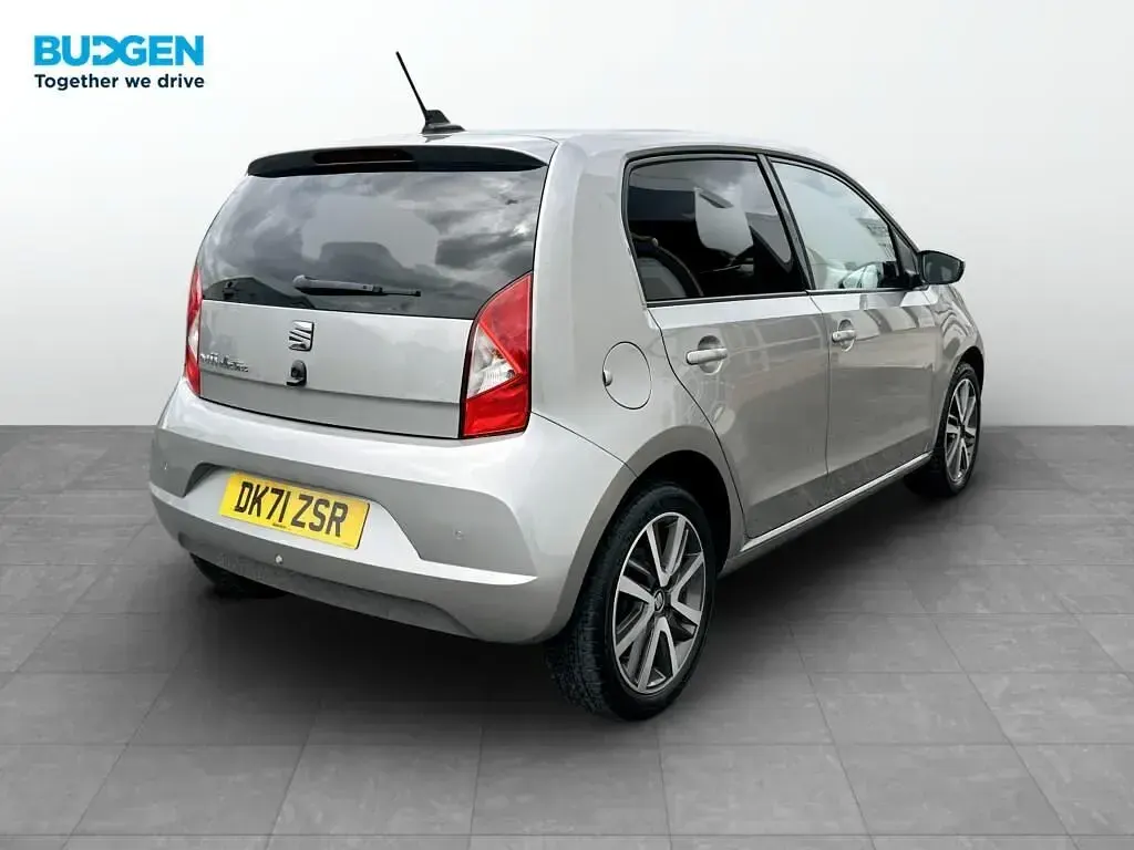 Usado Seat Mii Electric 61 kW (83 CV) 2021 Plateado Utilitario