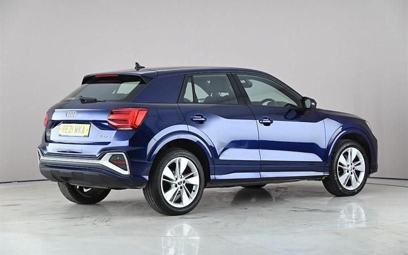 Used Audi Q2 S-Line 110 HP (80 kW) 2024 SUV