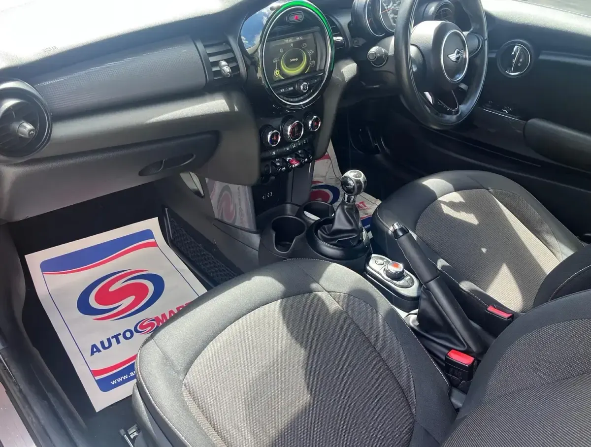 Used Mini ONE Hatch 102 HP (75 kW) 2015 Orange Hatchback