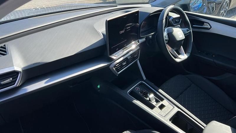 New Seat Leon FR 115 HP (84 kW) 2026 Metallic  graphene grey Hatchback