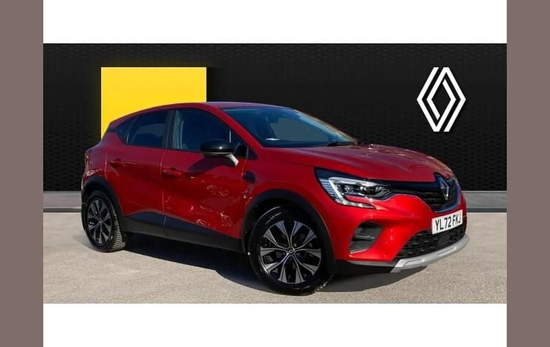 Used Renault Captur Evolution 143 HP (105 kW) 2023 Red SUV
