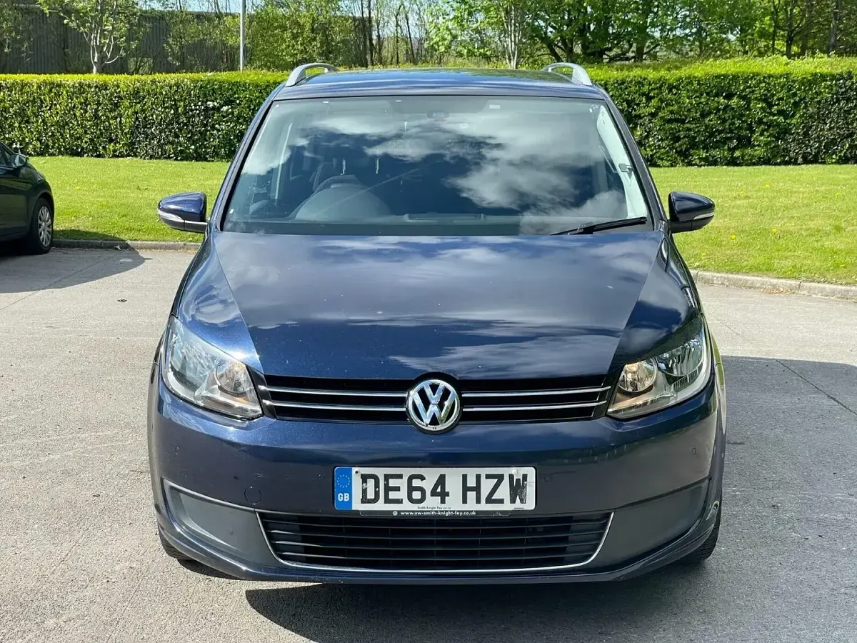 Used VW Touran SE 140 HP (102 kW) 2014 Blue MPV