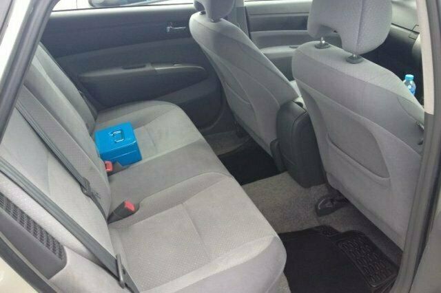 Used Toyota Prius 76 HP (55 kW) 2005 Hatchback