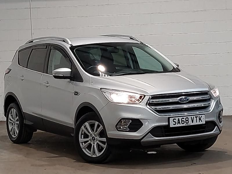 Used Ford Kuga Zetec 150 HP (110 kW) 2018 Silver SUV