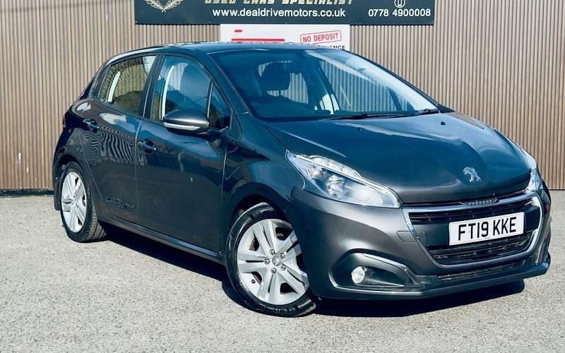 Second-hand Peugeot 208 Active 101 CP (74 kW) 2019 Hatchback