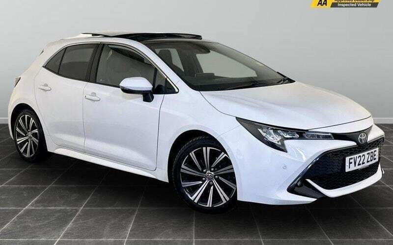 White Used 2022 Toyota Corolla Design Hatchback | £15,295 (Fair price) - Image 1/2