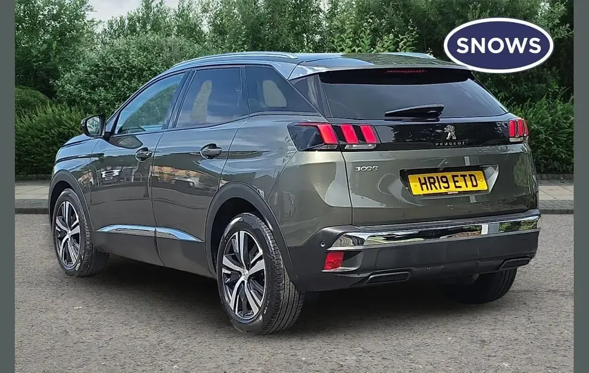 Used Peugeot 3008 Allure 131 HP (96 kW) 2019 Grey SUV