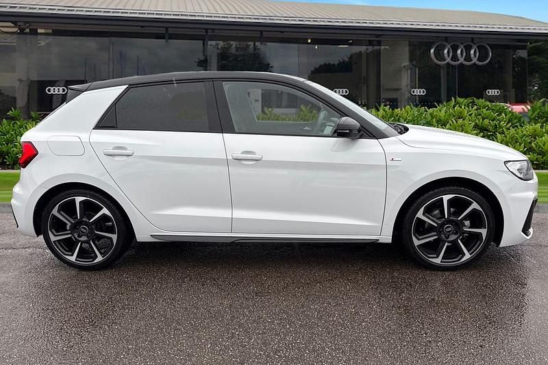 Used Audi A1 Black Edition 150 HP (110 kW) 2025 White SUV