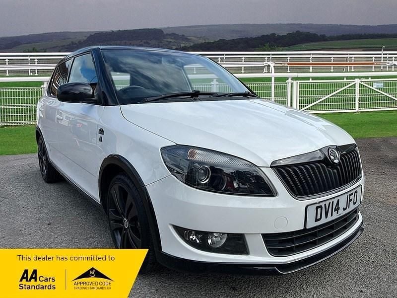 Used Skoda Fabia Monte Carlo 105 HP (77 kW) 2014 White Hatchback