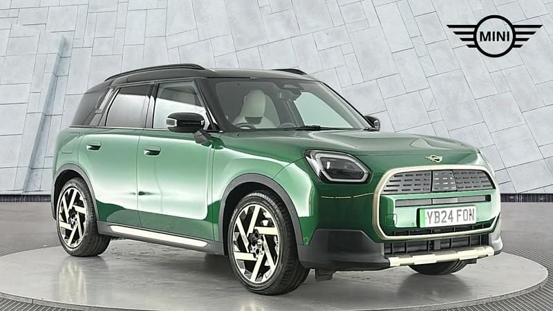 Used Mini Countryman Exclusive 147 kW (201 HP) 2024 Green SUV