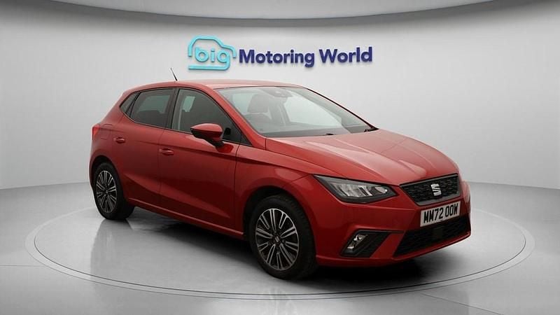Used Seat Ibiza SE 95 HP (69 kW) 2023 Red Hatchback