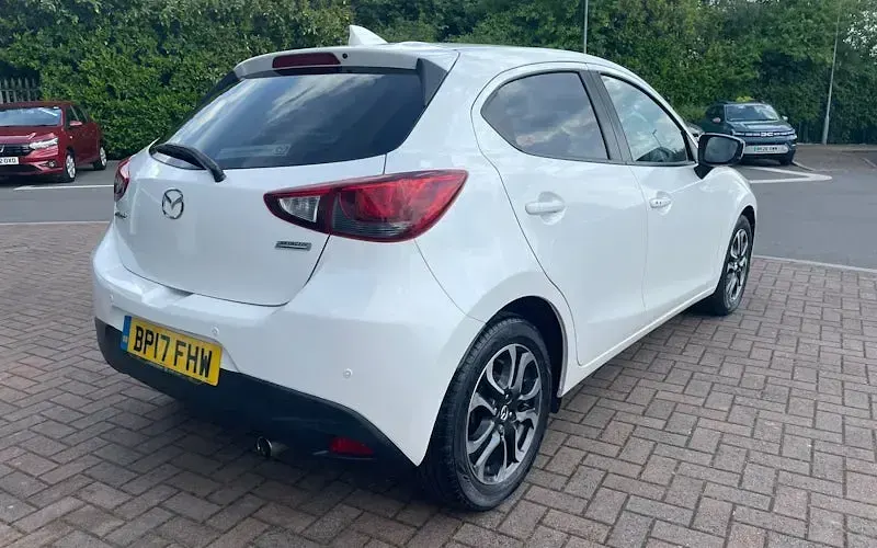 Used Mazda 2 Inclusive 90 HP (66 kW) 2017 Hatchback