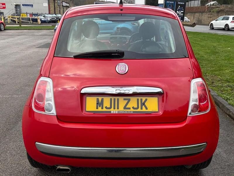 Used Fiat 500 Lounge 69 HP (50 kW) 2011 Red Hatchback