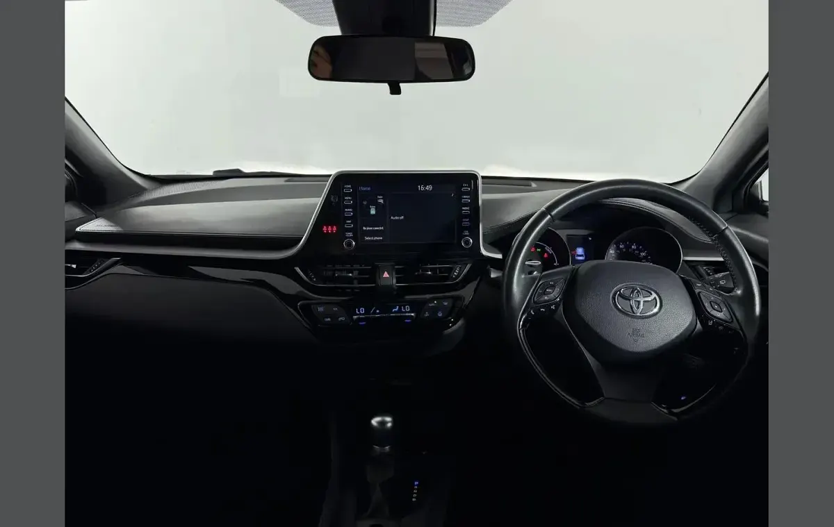 Used Toyota C-HR 122 HP (89 kW) 2021 Grey SUV
