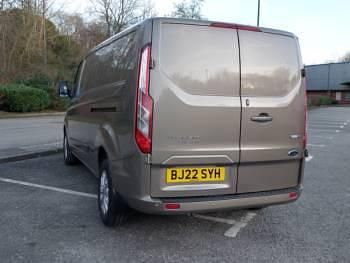 Used Ford Transit Custom Limited 130 HP (95 kW) 2022 Silver Van