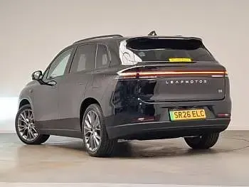 New Leapmotor C10 160 kW (218 HP) 2026 Pearl  metallic black SUV