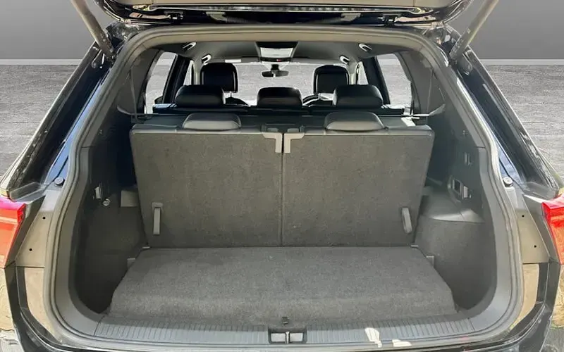 Used VW Tiguan Allspace R-line 150 HP (110 kW) 2022 Black SUV