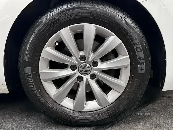 Używany VW Beetle 105 KM (77 kW) 2014 Biały Hatchback
