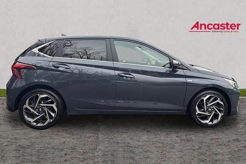 Used Hyundai i20 Premium 99 HP (72 kW) 2023 Grey Hatchback
