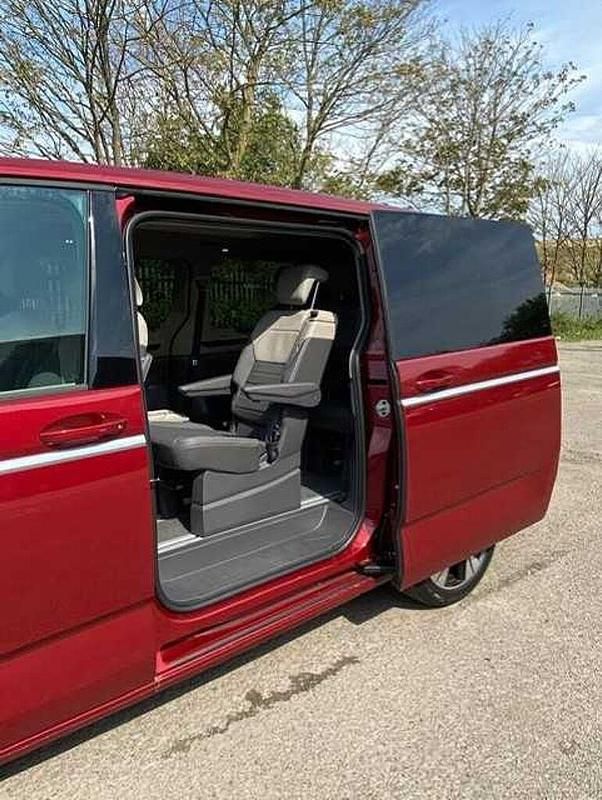 Used VW Multivan Style 2025 Red Van