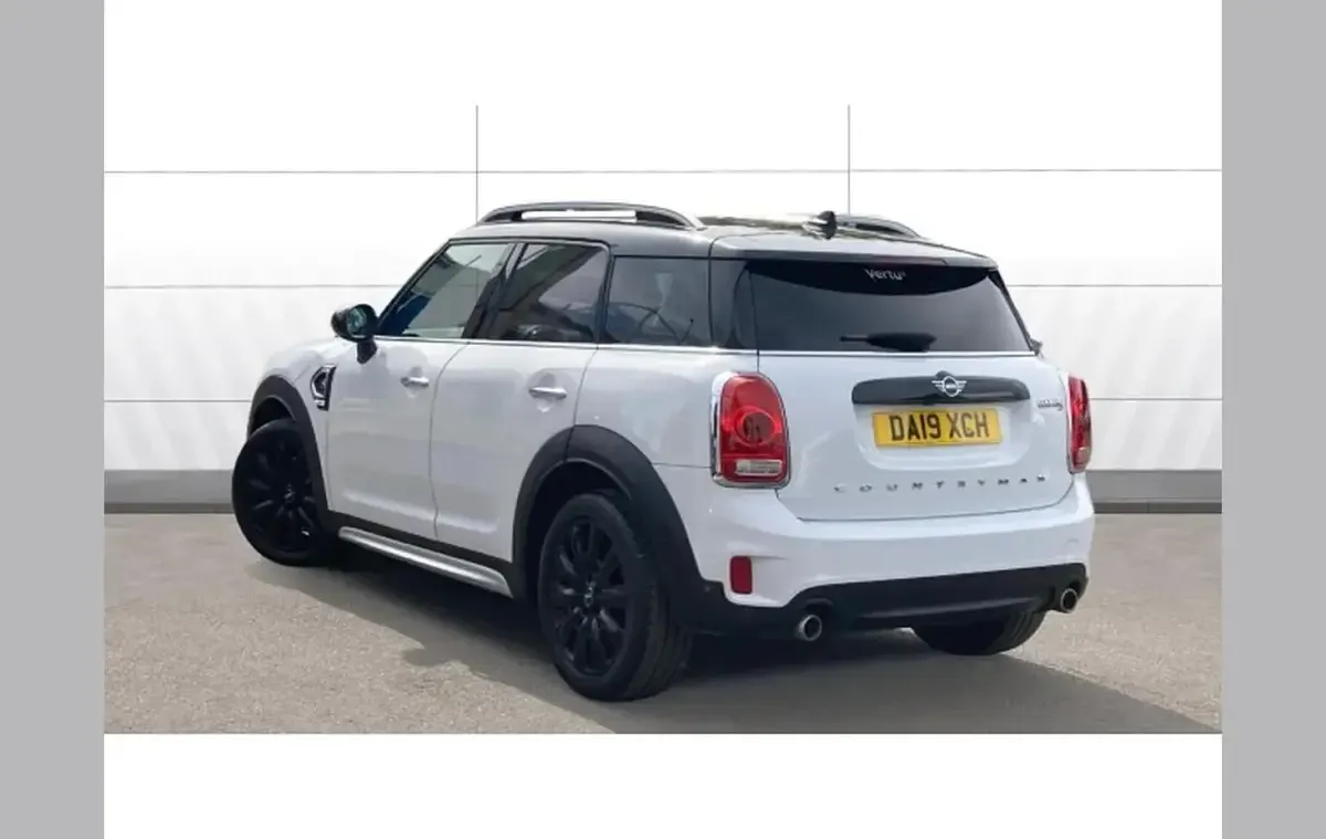 Used Mini Cooper S Countryman Classic 188 HP (138 kW) 2019 White SUV