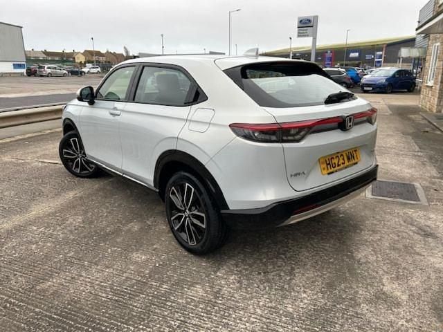 Used Honda HR-V Advance 131 HP (96 kW) 2023 White SUV