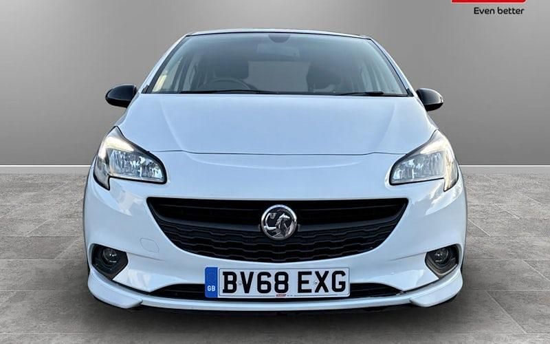 Begagnad Vauxhall Corsa SRi 75 HK (55 kW) 2018 Vit Halvkombi