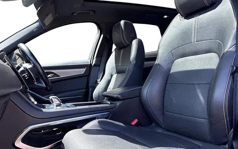 Used Jaguar F-Pace R-Dynamic 204 HP (150 kW) 2021 Blue SUV