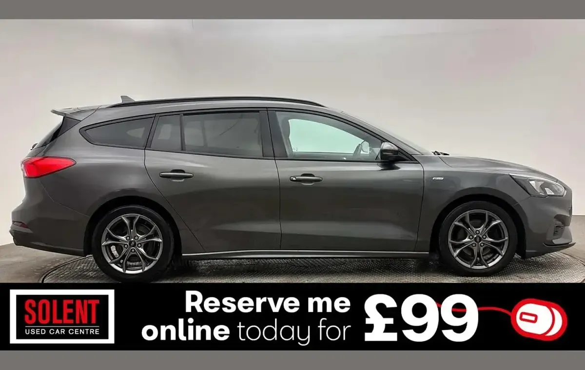 Used Ford Focus ST-Line 117 HP (86 kW) 2020 Grey Estate