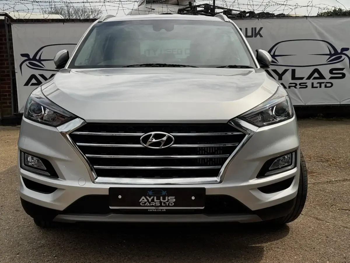 Gebraucht Hyundai Tucson SE 136 PS (100 kW) 2019 Silber SUV