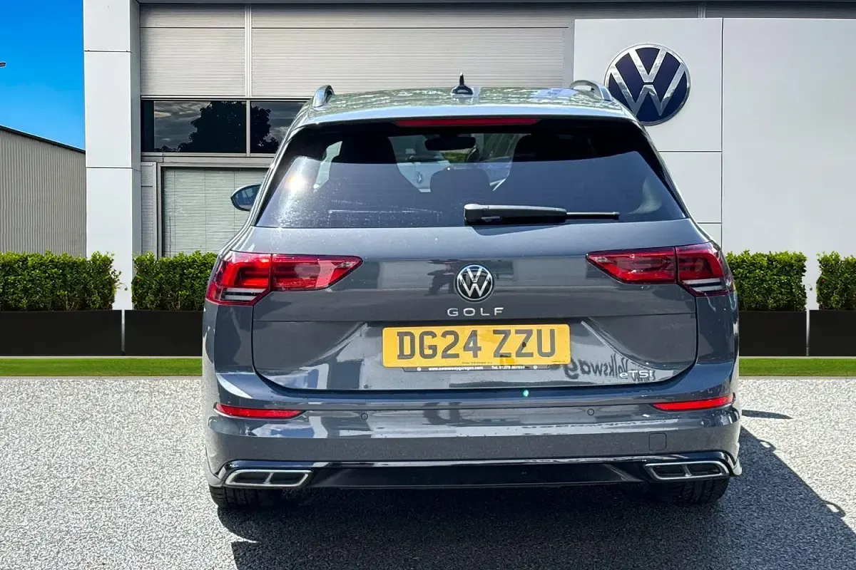 Used VW Golf VIII R-line 150 HP (110 kW) 2024 Grey Estate